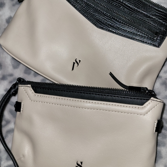 Purses - Picture 3 of 4